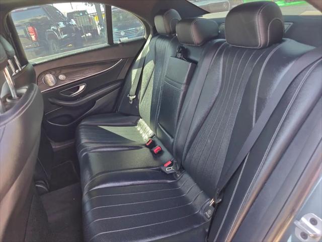 2019 Mercedes-Benz E-CLASS E 300 E 300