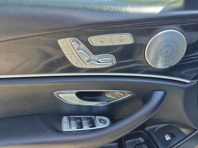 2019 Mercedes-Benz E-CLASS E 300 E 300