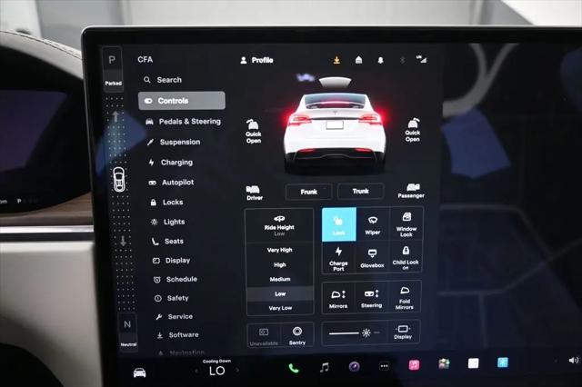 2023 Tesla Model X Standard Range