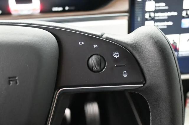 2023 Tesla Model X Standard Range