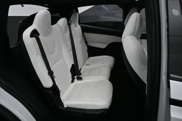 2023 Tesla Model X Standard Range