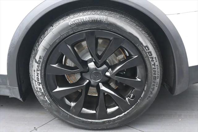 2023 Tesla Model X Standard Range