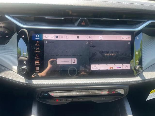 2026 Jeep Cherokee Laredo 4x4