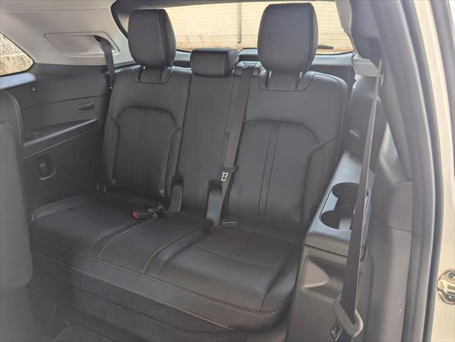2024 Mazda X-90 Premium