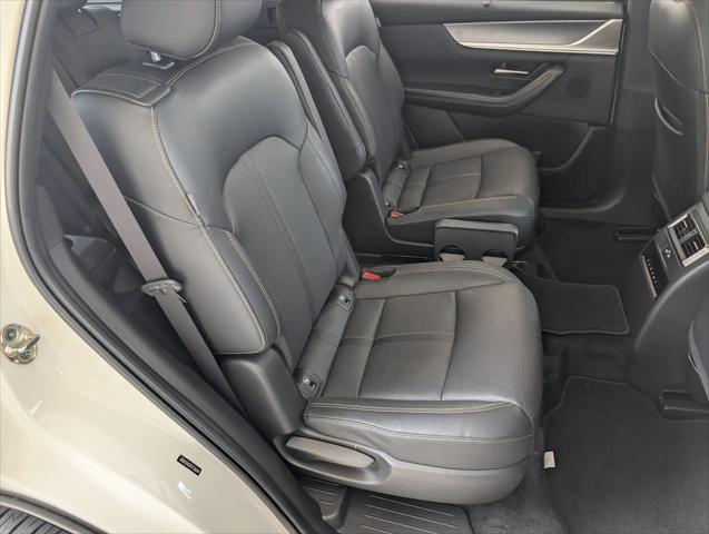 2024 Mazda X-90 Premium