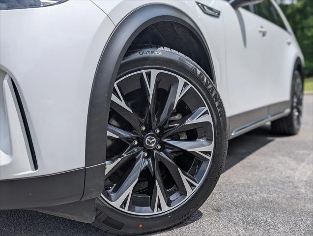 2024 Mazda X-90 Premium