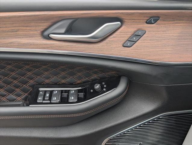 2023 Jeep Grand Cherokee L Summit 4x4