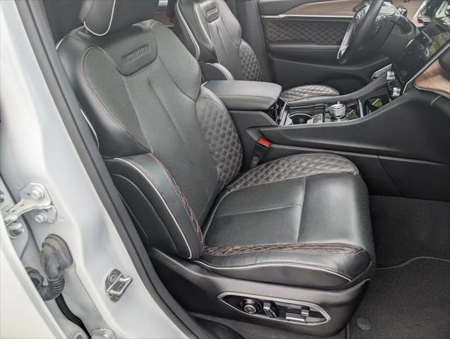 2023 Jeep Grand Cherokee L Summit 4x4