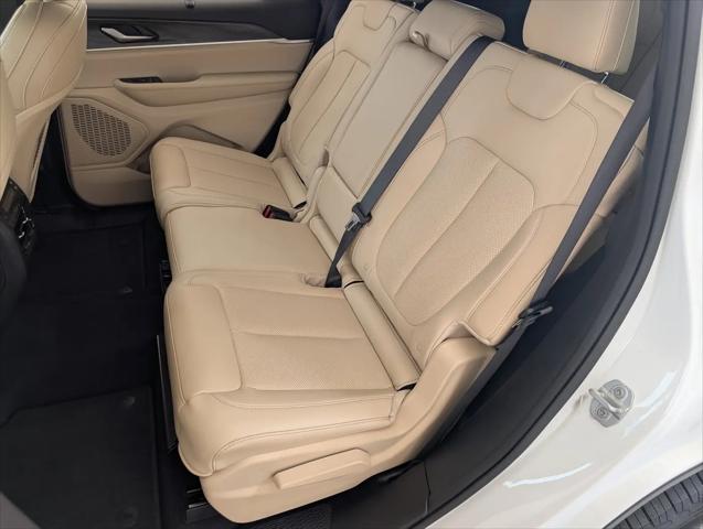 2024 Jeep Grand Cherokee L Limited 4x2