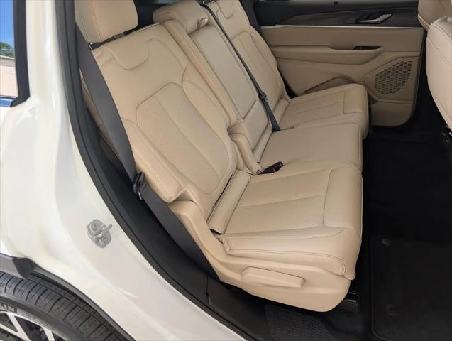 2024 Jeep Grand Cherokee L Limited 4x2