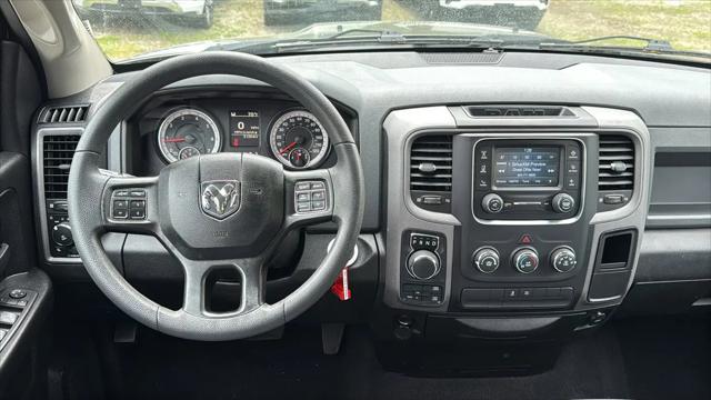 2019 Ram 1500 Classic Express Quad Cab 4x4 6'4" Box