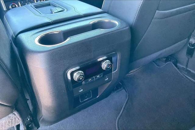 2023 GMC Yukon 2WD SLT