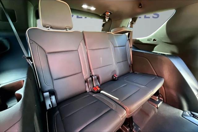 2023 GMC Yukon 2WD SLT