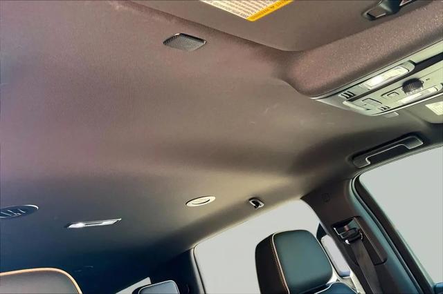 2023 GMC Yukon 2WD SLT