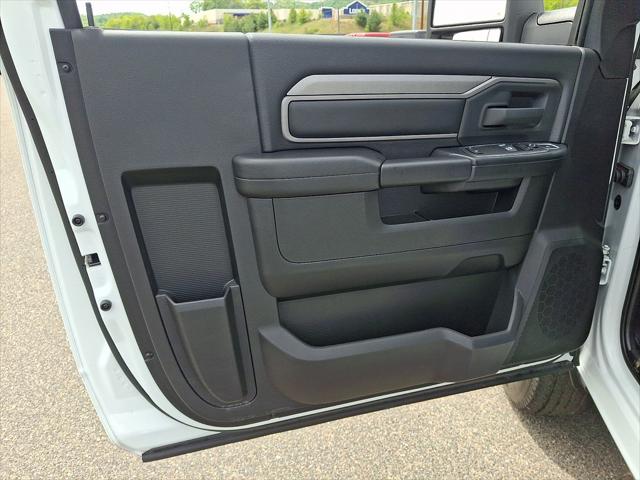 2024 Ram 2500 Tradesman Regular Cab 4x4 8' Box