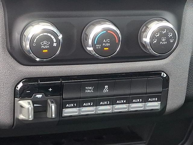 2024 Ram 2500 Tradesman Regular Cab 4x4 8' Box