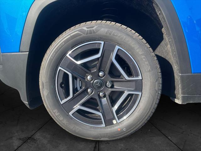 2026 Jeep Cherokee Laredo 4x4