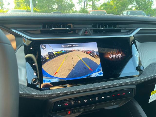 2026 Jeep Cherokee Laredo 4x4