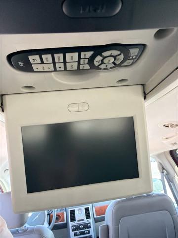 2008 Chrysler Town & Country Touring