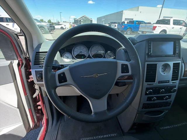 2008 Chrysler Town & Country Touring