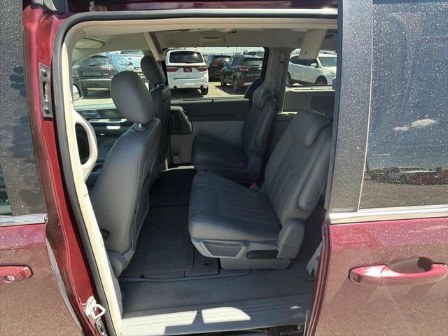 2008 Chrysler Town & Country Touring