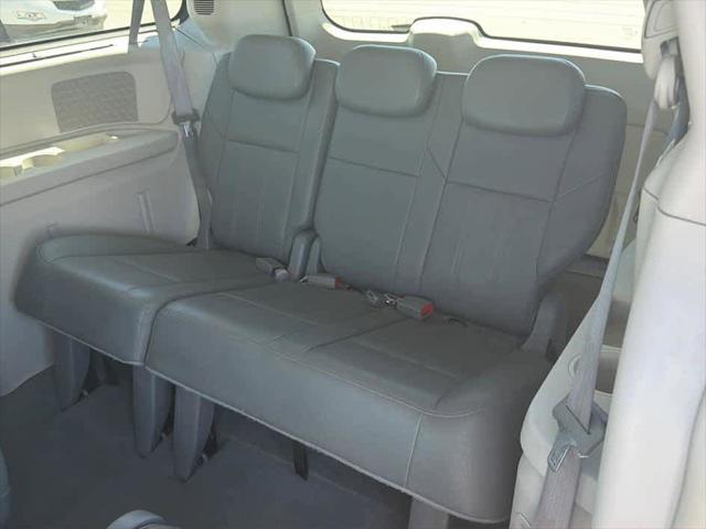 2008 Chrysler Town & Country Touring