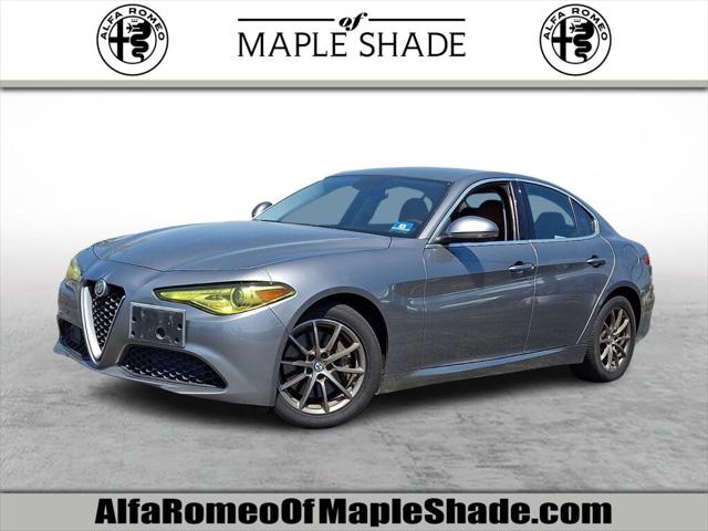 2018 Alfa Romeo Giulia AWD 2018 Alfa Romeo Giulia AWD