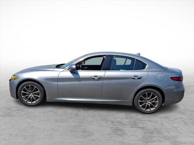 2018 Alfa Romeo Giulia AWD 2018 Alfa Romeo Giulia AWD