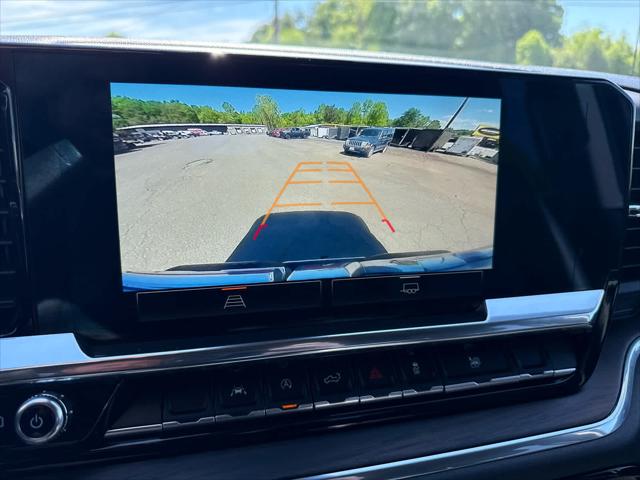 2025 GMC Sierra 1500 2WD Crew Cab Short Box SLT