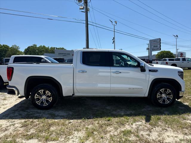 2025 GMC Sierra 1500 2WD Crew Cab Short Box SLT