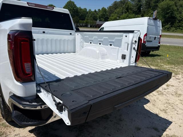 2025 GMC Sierra 1500 2WD Crew Cab Short Box SLT