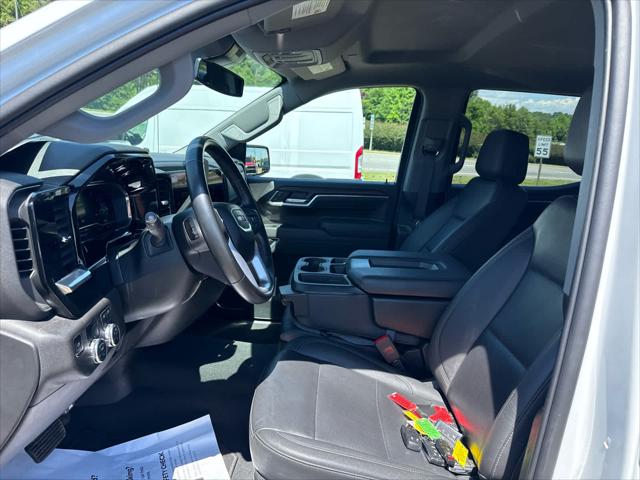2025 GMC Sierra 1500 2WD Crew Cab Short Box SLT