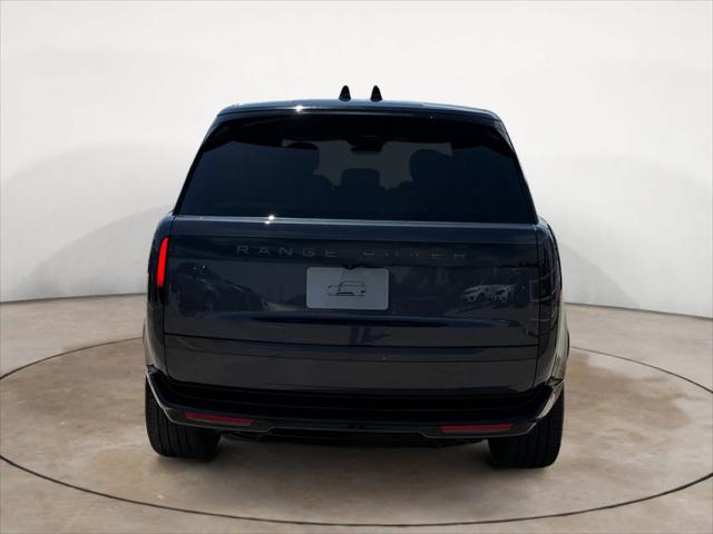 2026 Land Rover Range Rover P530 SE 7 Seat