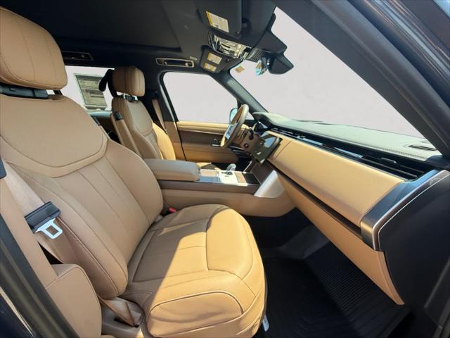 2026 Land Rover Range Rover P530 SE 7 Seat