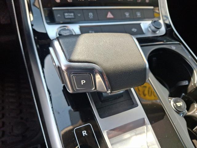 2023 Audi Q8 Premium Plus 55 TFSI quattro Tiptronic