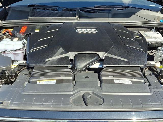 2023 Audi Q8 Premium Plus 55 TFSI quattro Tiptronic