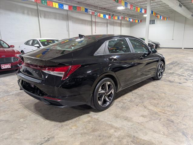 2023 Hyundai Elantra SEL 2023 Hyundai Elantra SEL