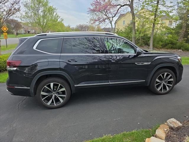 2025 Volkswagen Atlas 2.0T SEL Premium R-Line 2025 Volkswagen Atlas 2.0T SEL Premium R-Line