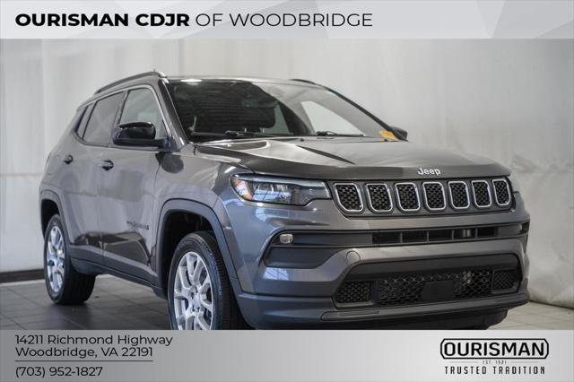 2023 Jeep Compass Latitude Lux FWD 2023 Jeep Compass Latitude Lux FWD