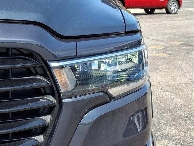 2026 Ram 1500 Laramie Crew Cab 4x4 5'7" Box