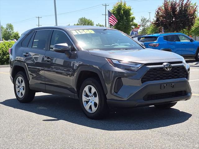 2023 Toyota RAV4 LE