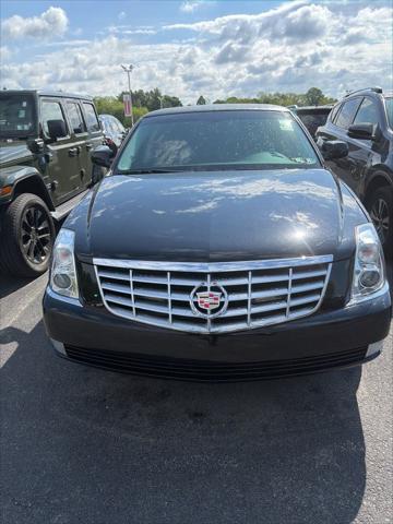 2009 Cadillac DTS Standard 2009 Cadillac DTS Standard