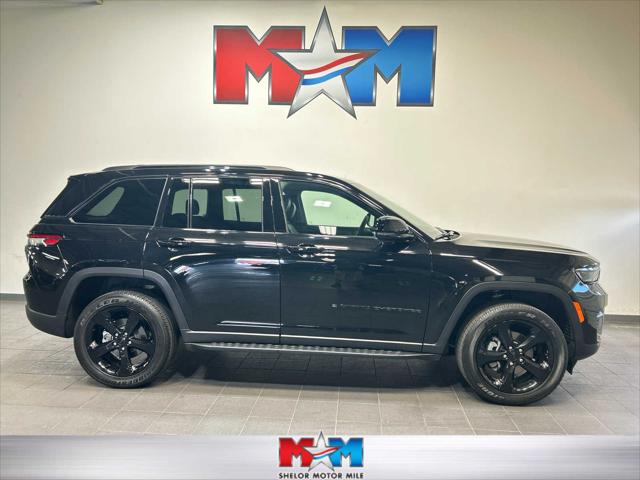 2025 Jeep Grand Cherokee Altitude 4x4 for sale in Christiansburg, VA