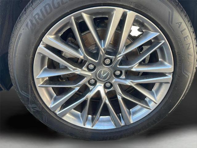 2023 Acura MDX Advance Package