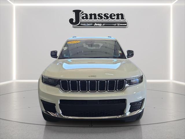 2024 Jeep Grand Cherokee L Laredo 4x4