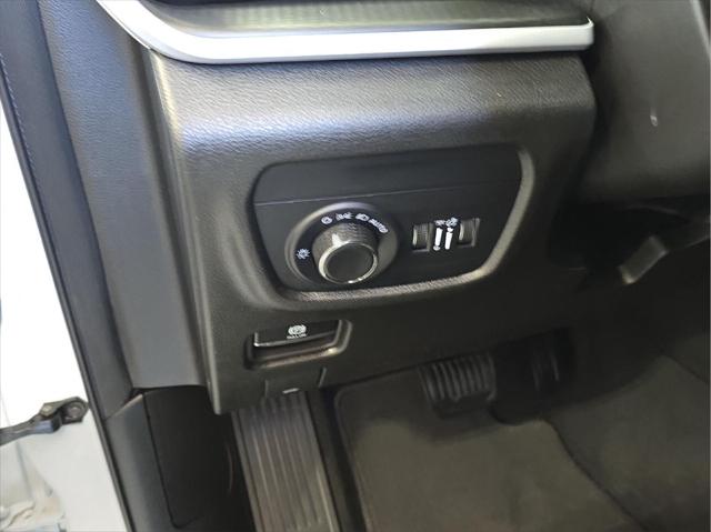 2024 Jeep Grand Cherokee L Laredo 4x4