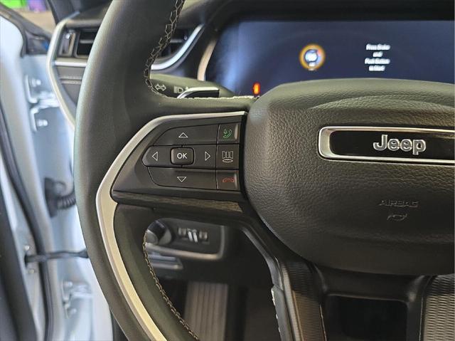 2024 Jeep Grand Cherokee L Laredo 4x4