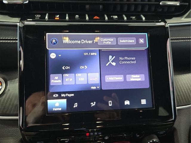 2024 Jeep Grand Cherokee L Laredo 4x4