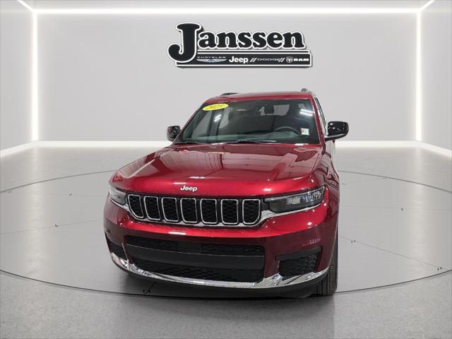 2025 Jeep Grand Cherokee L Laredo 4x4