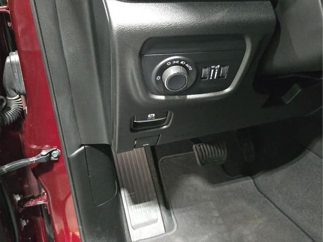2025 Jeep Grand Cherokee L Laredo 4x4
